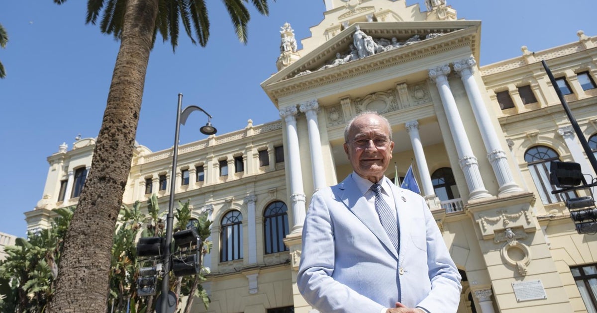 Image d'illustration pour: Los viejos alcaldes que 'nunca' mueren: Chercos, Málaga y Roquetas