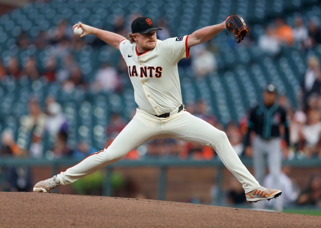 Image d'illustration pour: Webb reaches 200 strikeouts, SF Giants slug 5 home runs in rout of D-backs