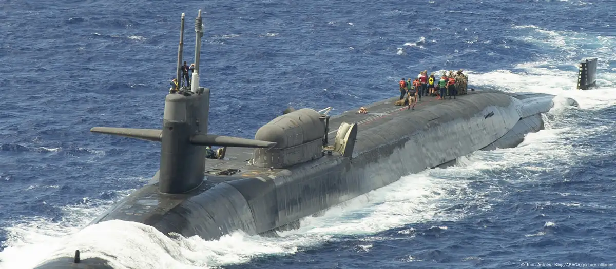 Image d'illustration pour: Maduro califica de bochorno mundial presencia de submarino nuclear de EEUU en el Caribe
