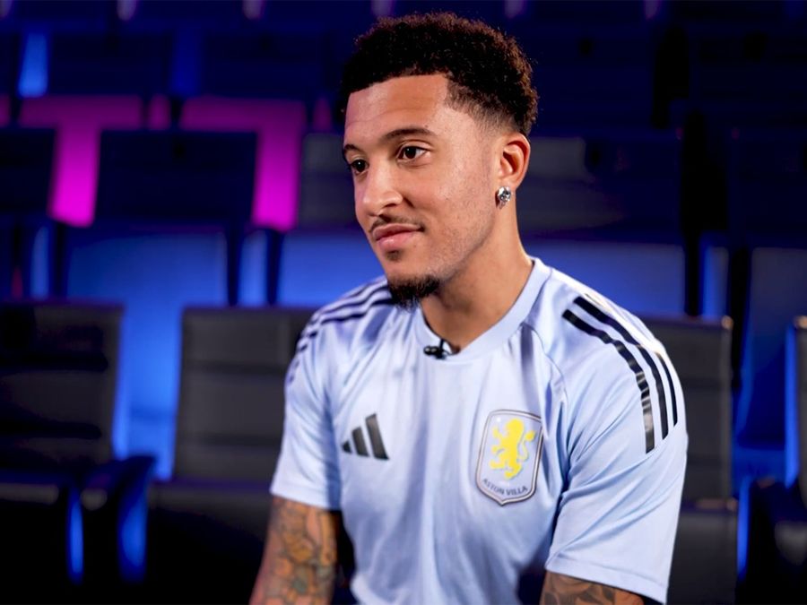 Image d'illustration pour: "Unai Emery persuaded me": Jadon Sancho on joining Aston Villa