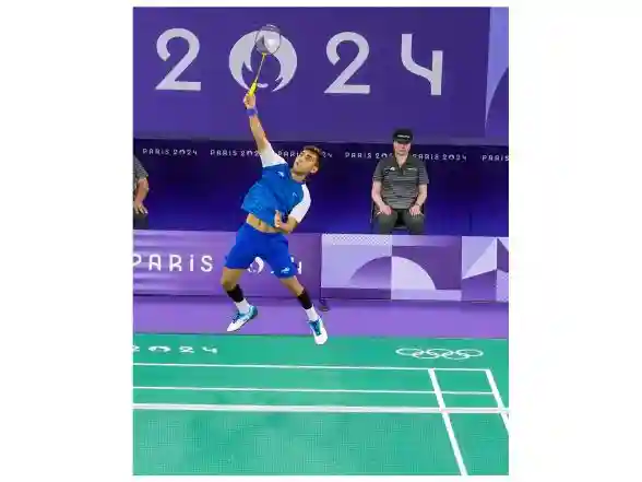 Image d'illustration pour: Sports News | Hong Kong Open: Lakshya Sen Overcomes Ayush Shetty in Quarterfinal Clash | LatestLY