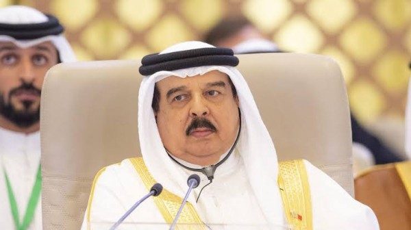 Image d'illustration pour: الحياء المفقود لدى دبلوماسية البحرين!