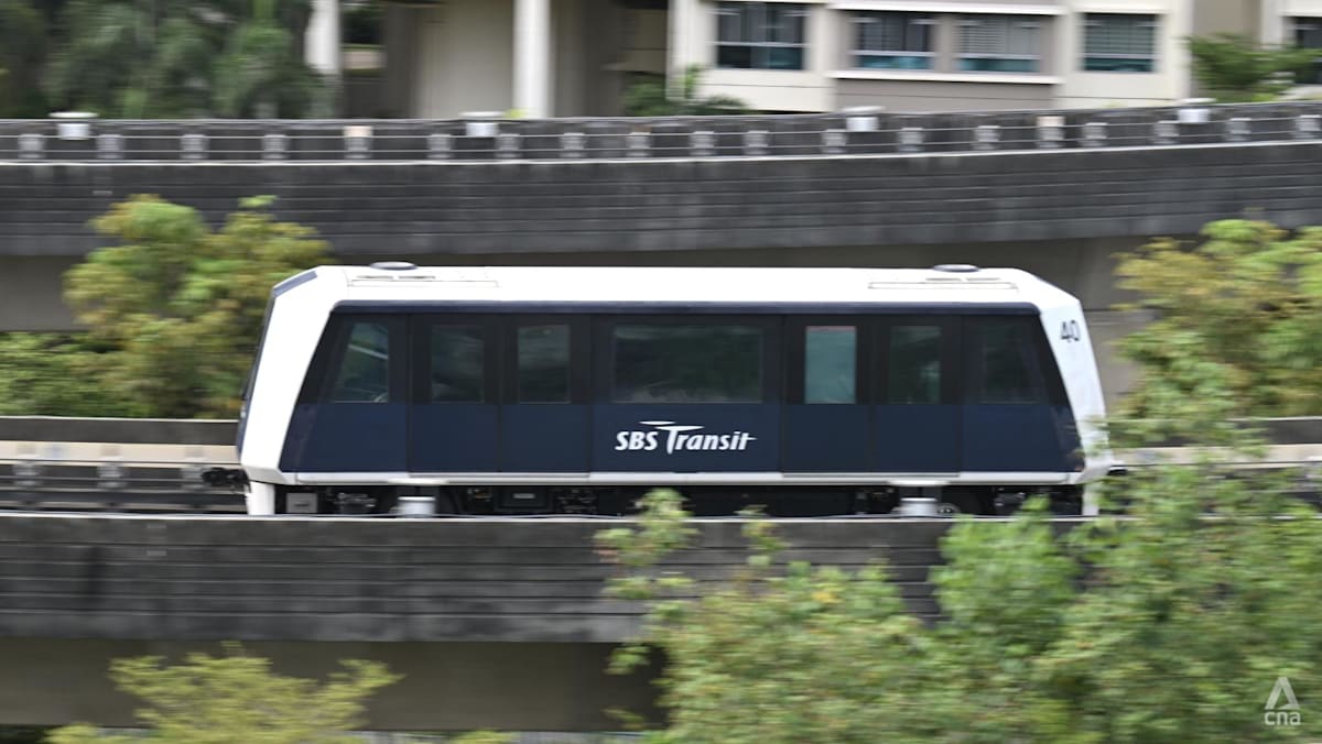 Image d'illustration pour: Punggol LRT service disrupted for about 3 hours due to 'systems fault'