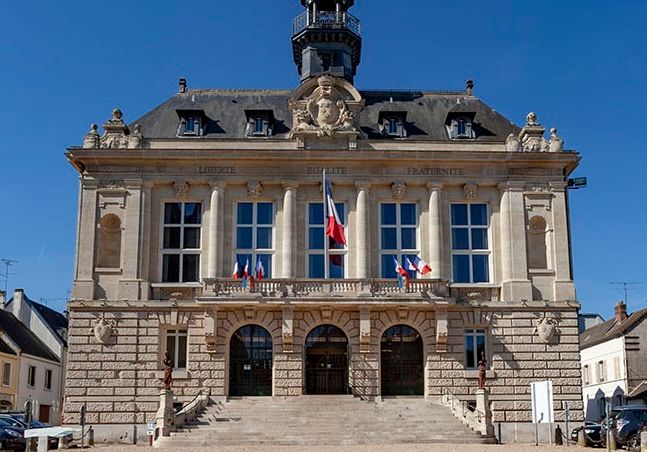 Image d'illustration pour: À Vernon, la ville où tout a commencé pour Sébastien Lecornu