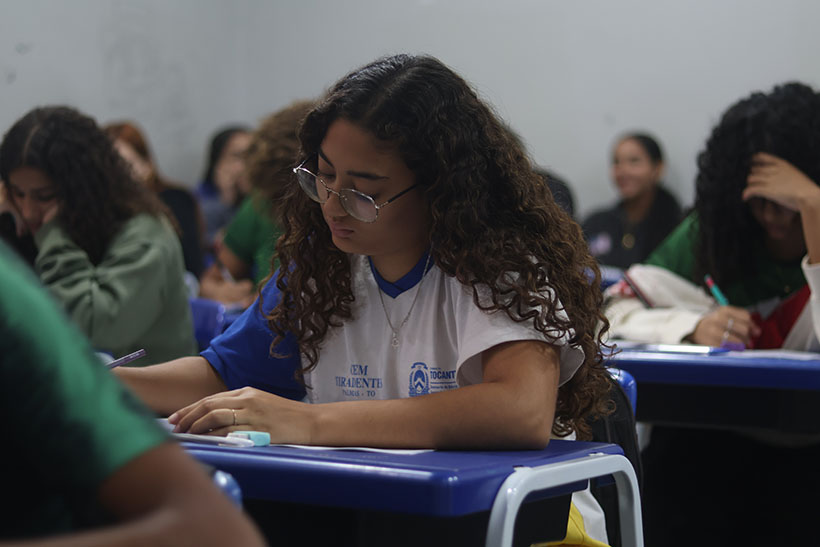 Image d'illustration pour: Unidades escolares da rede estadual do Tocantins iniciam aplicação das provas do Saeto - Voz do Bico