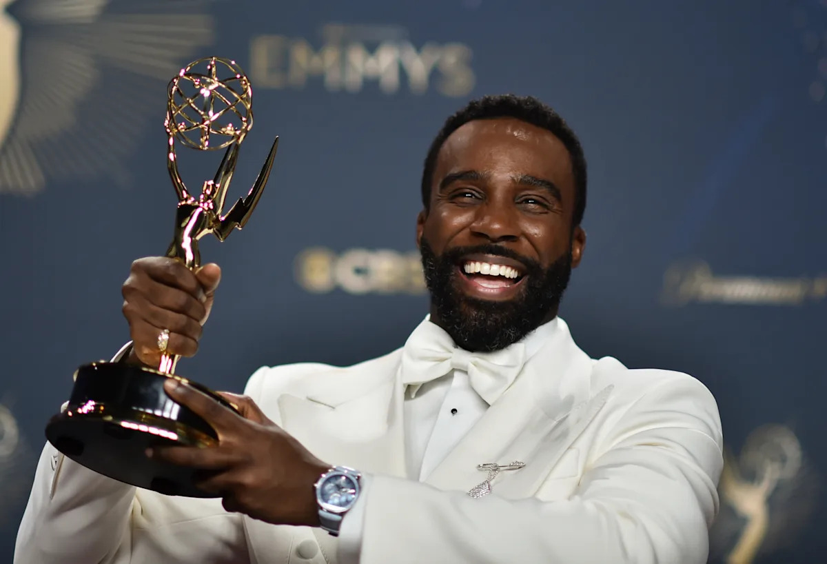Image d'illustration pour: Tramell Tillman makes Emmys history with his 'Severance' win