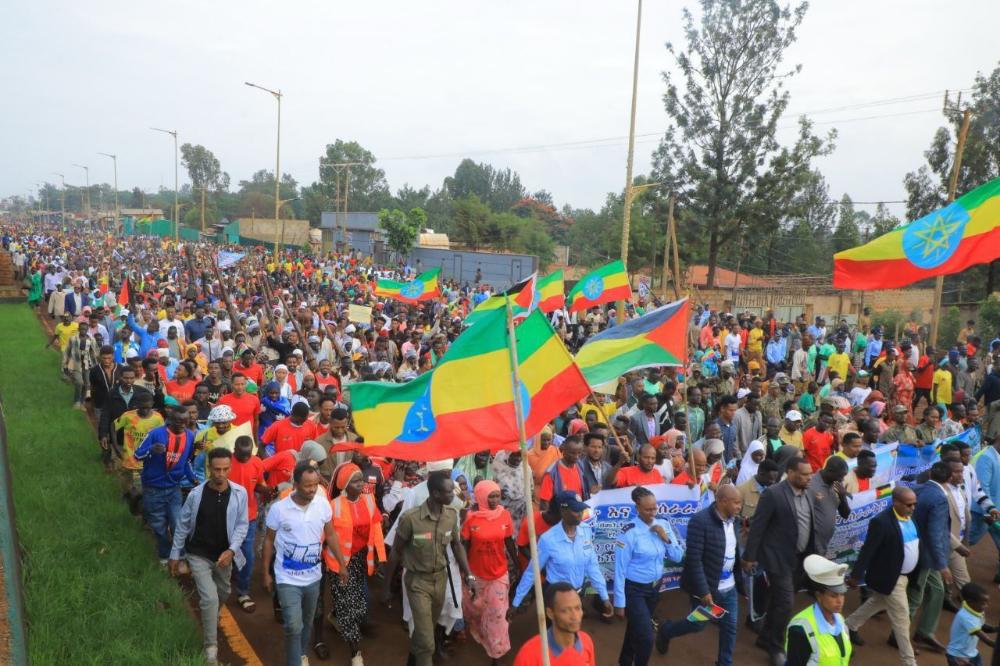 Image d'illustration pour: Ethiopians Continue Celebrating Completion of GERD with Rallies