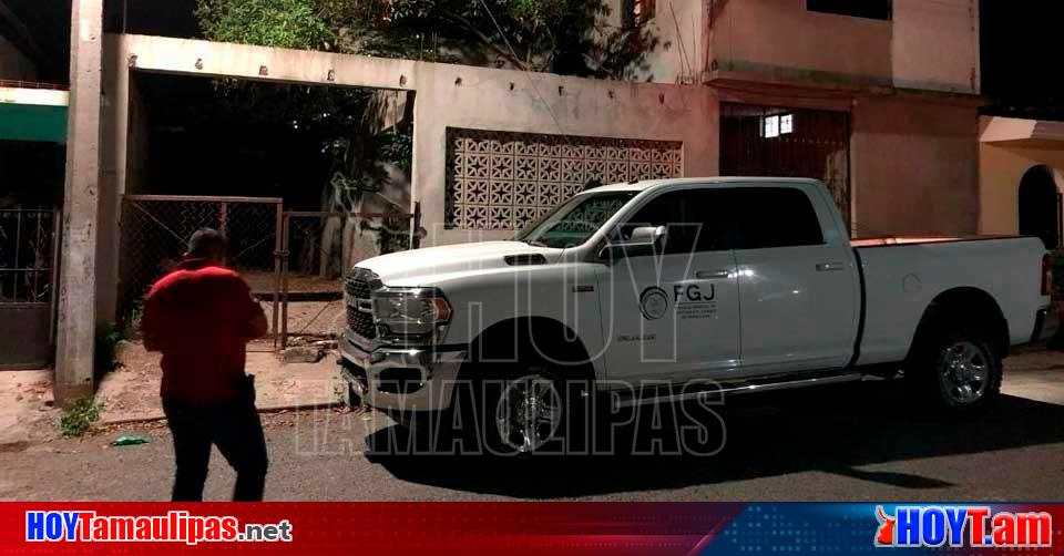 Image d'illustration pour: Le roban más de 200 mil pesos en muebles en el Mante; sospecha de su esposa