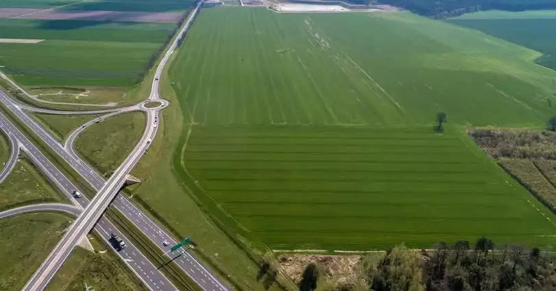 Image d'illustration pour: Nowe Miasteczko kusi inwestorów. Radni przegłosowali ważną uchwałę. Chodzi o zwolnienia podatkowe