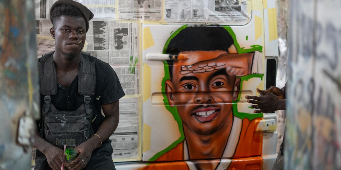 Image d'illustration pour: A Abidjan, le street art en roue libre