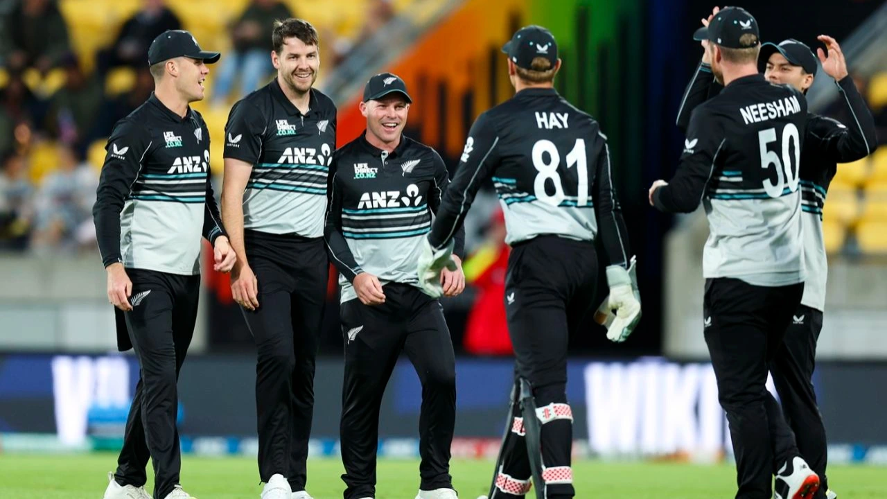 Image d'illustration pour: New Zealand T20 Squad for Australia announced; Mitchell Santner OUT
