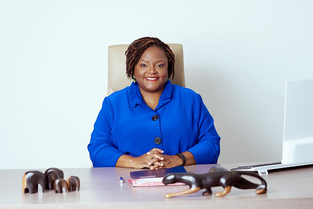 Image d'illustration pour: [Municipales] Isabelle Essonghe : une capitaine d'industrie pour réveiller Port-Gentil | Gabonreview.com | Actualité du Gabon |