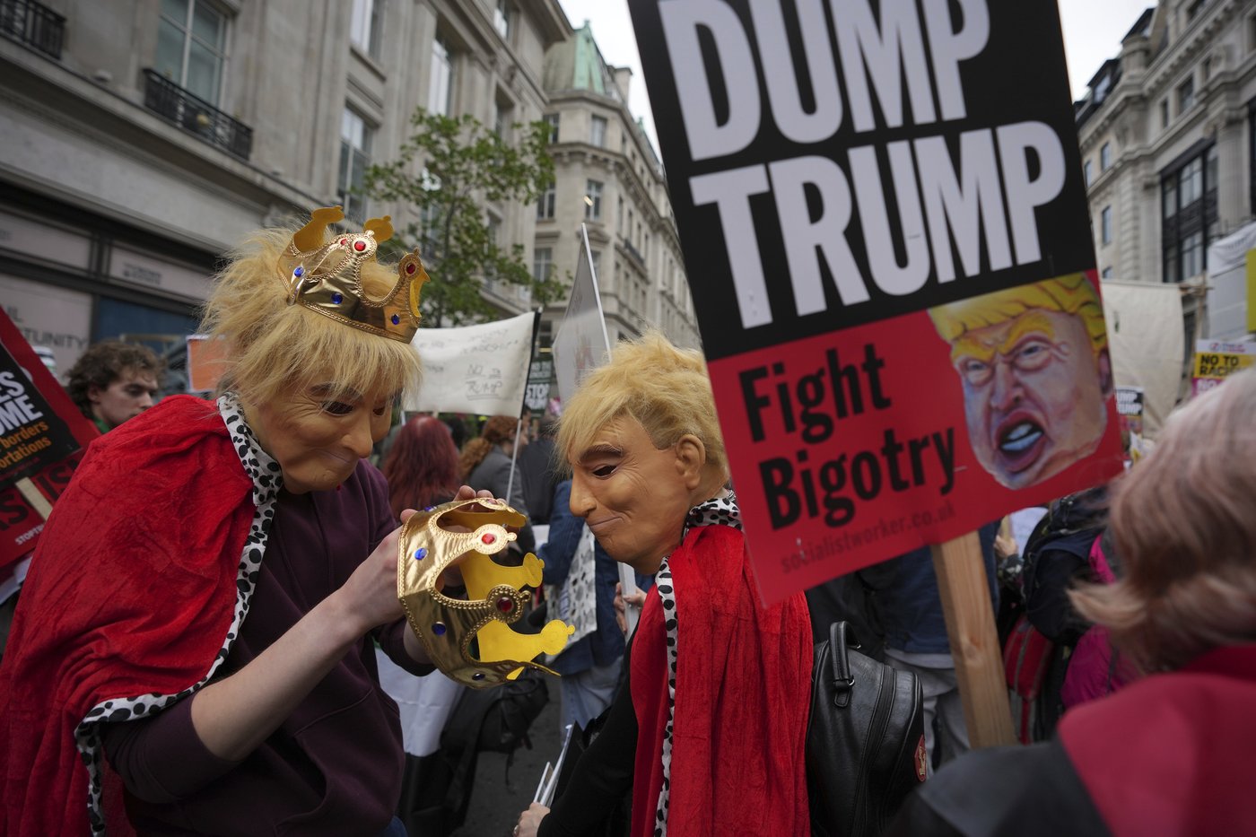 Image d'illustration pour: Trump's second state visit to the UK meets with protests and arrests