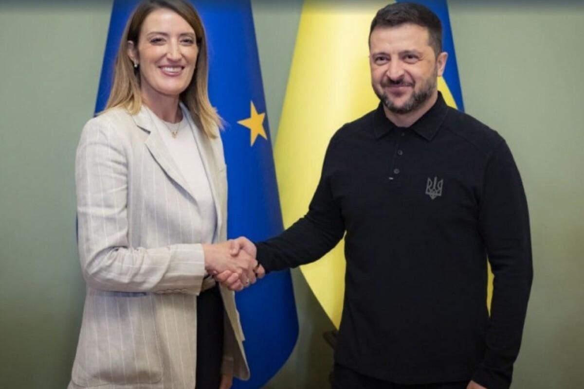 Image d'illustration pour: Зеленський: Україна завдавала ударів по рф у відповідь на атаки по цивільних об'єктах