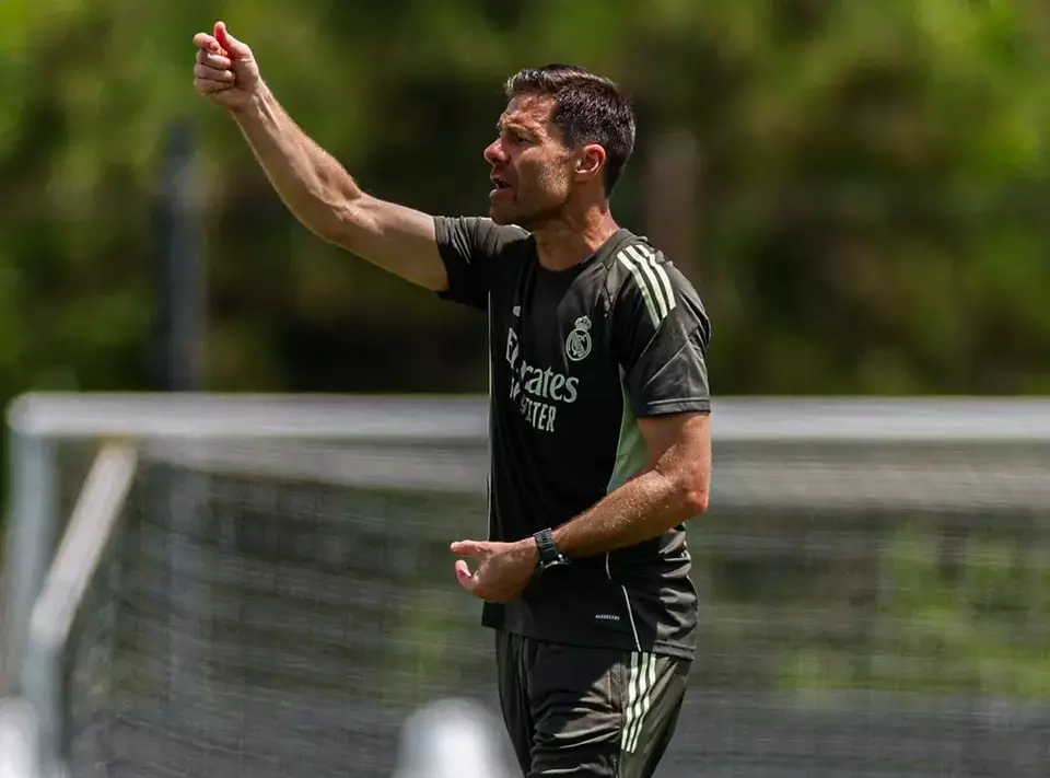 Image d'illustration pour: Madrid Menang Besar atas Kairat, Xabi Alonso: Sesuai Target!