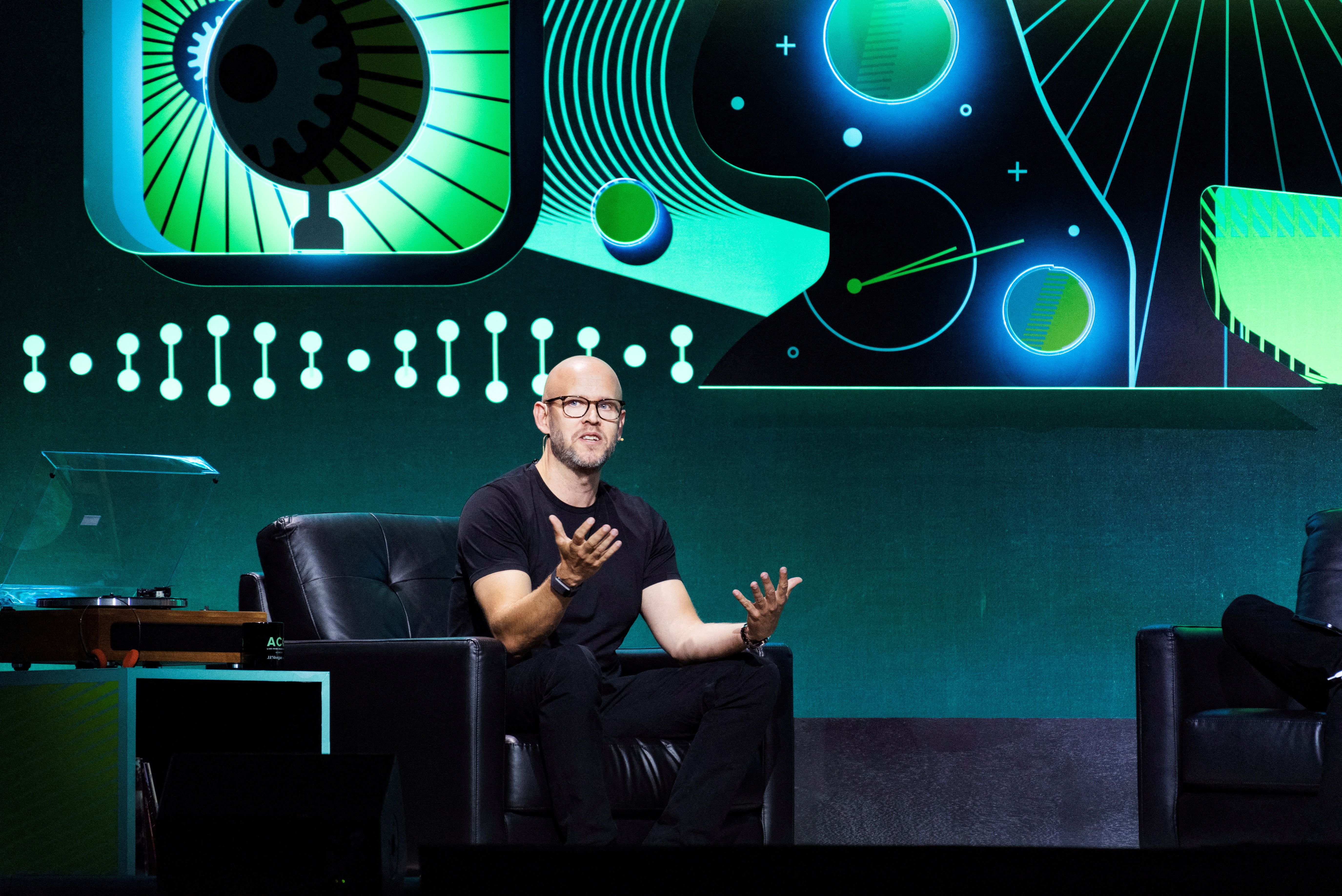 Image d'illustration pour: Spotify founder Daniel Ek's next act:  long bets in European defence, health