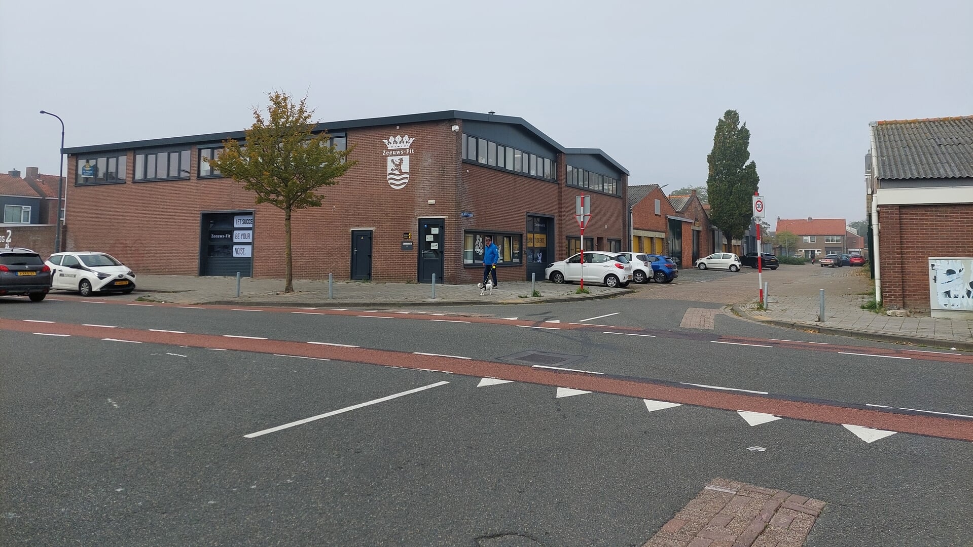 Image d'illustration pour: Vernieuwing en vergroening voor bedrijventerrein Oude Industrieweg Vlissingen