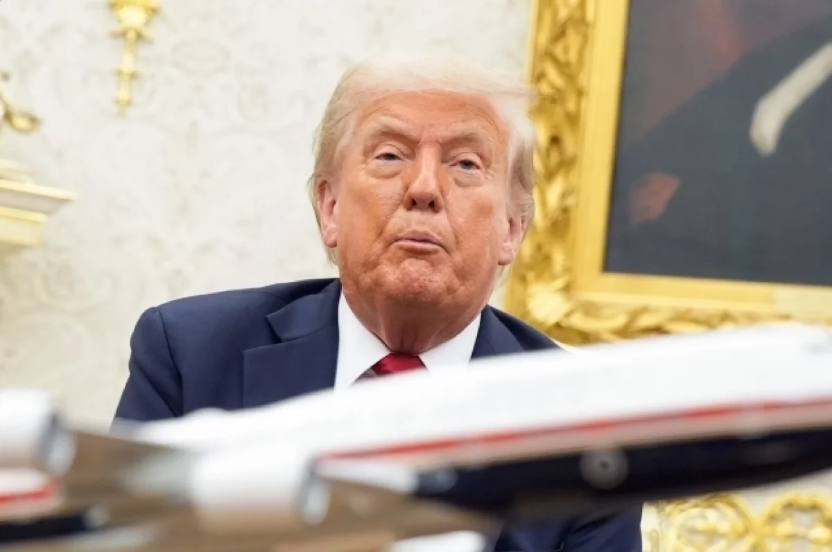 Image d'illustration pour: Для Трампа проведут закрытый брифинг по разведке