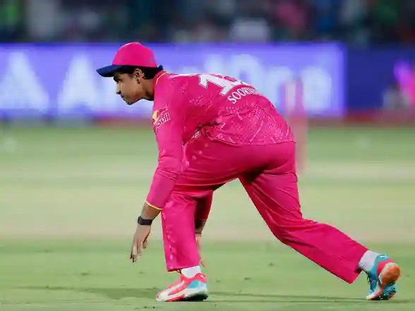 Image d'illustration pour: Sports News | Suryavanshi, Trivedi, Deepesh Steer India U-19 to Histroric Win over Australia | LatestLY