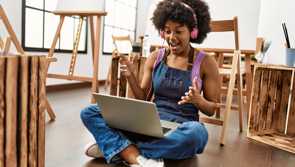 Image d'illustration pour: French Days VPN : Proton VPN vs ExpressVPN, quelle offre choisir ?