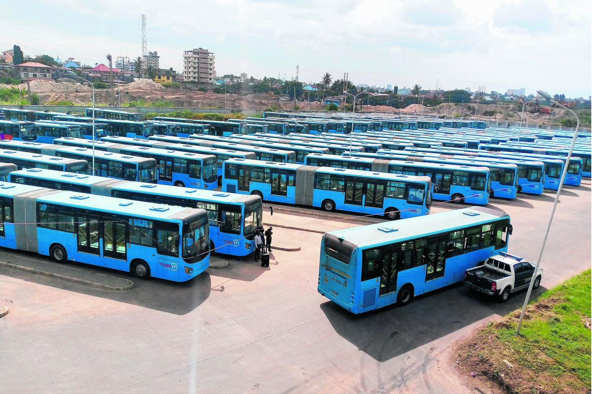 Image d'illustration pour: Seven lingering questions over Dar Rapid Transit