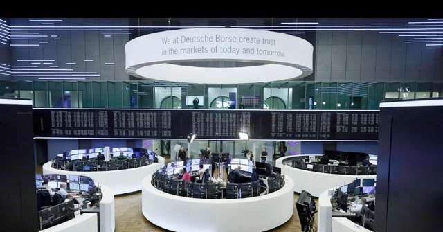 Image d'illustration pour: Borsa: l'Europa procede cauta in attesa Ny, Milano +0,28%