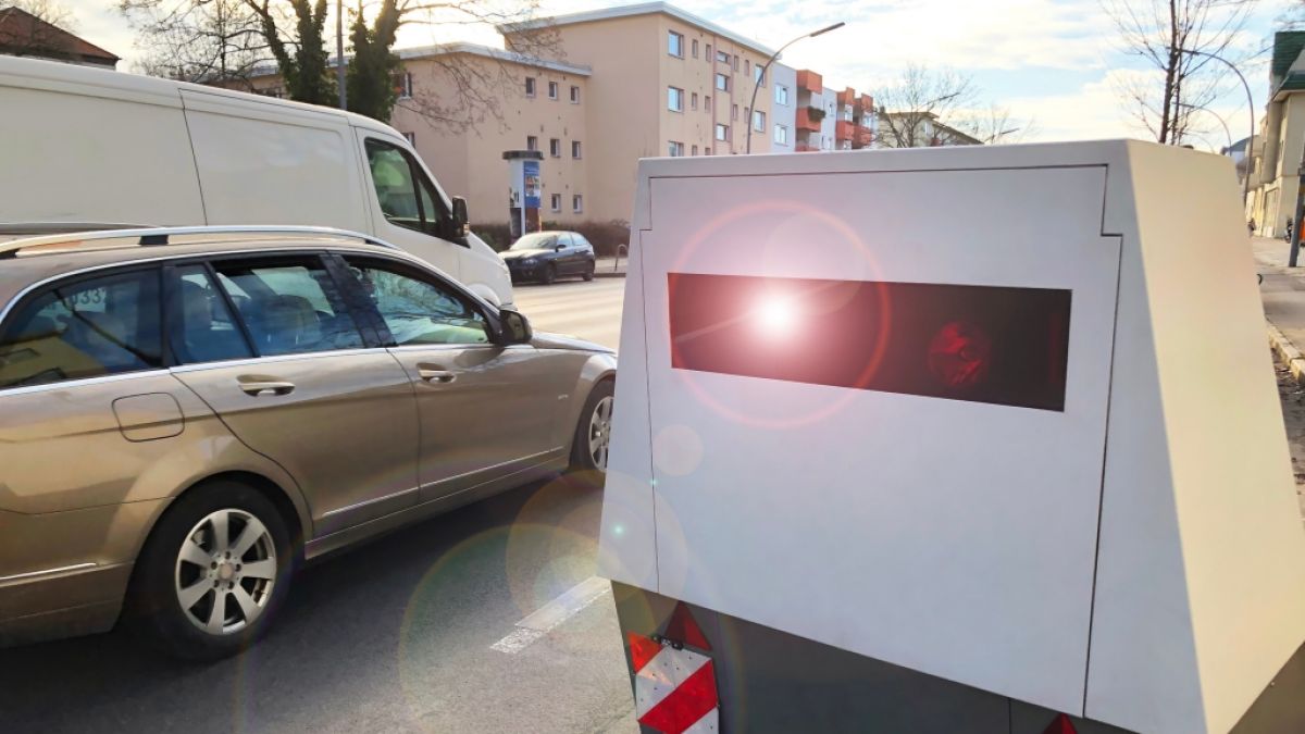 Image d'illustration pour: Mobile Blitzer in Bürglen (UR) aktuell am Samstag: Raser aufgepasst! Hier wird am 04.10.2025 geblitzt