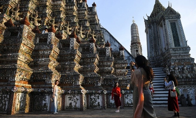 Image d'illustration pour: Thailand considers plan for double tax deductions to boost tourism