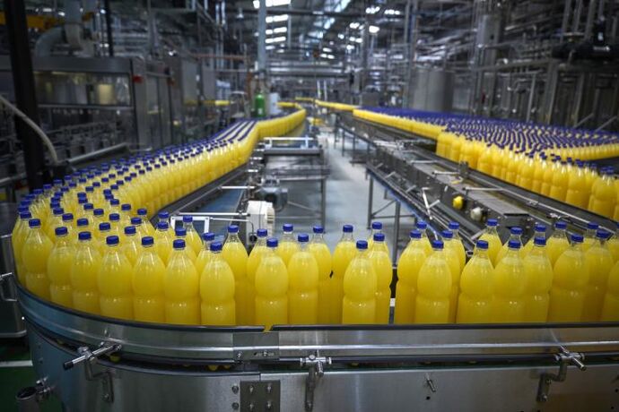 Image d'illustration pour: Fermeture annoncée d'une usine Orangina en Seine-Saint-Denis, des élus se mobilisent