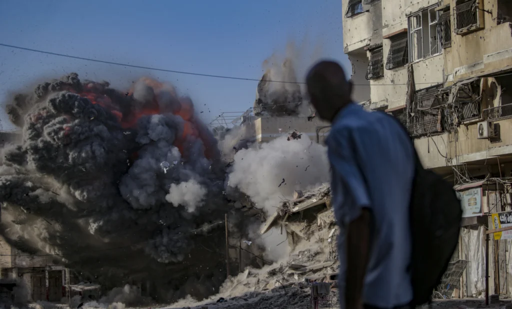 Image d'illustration pour: Líderes mundiales instan a un alto al fuego inmediato en Gaza