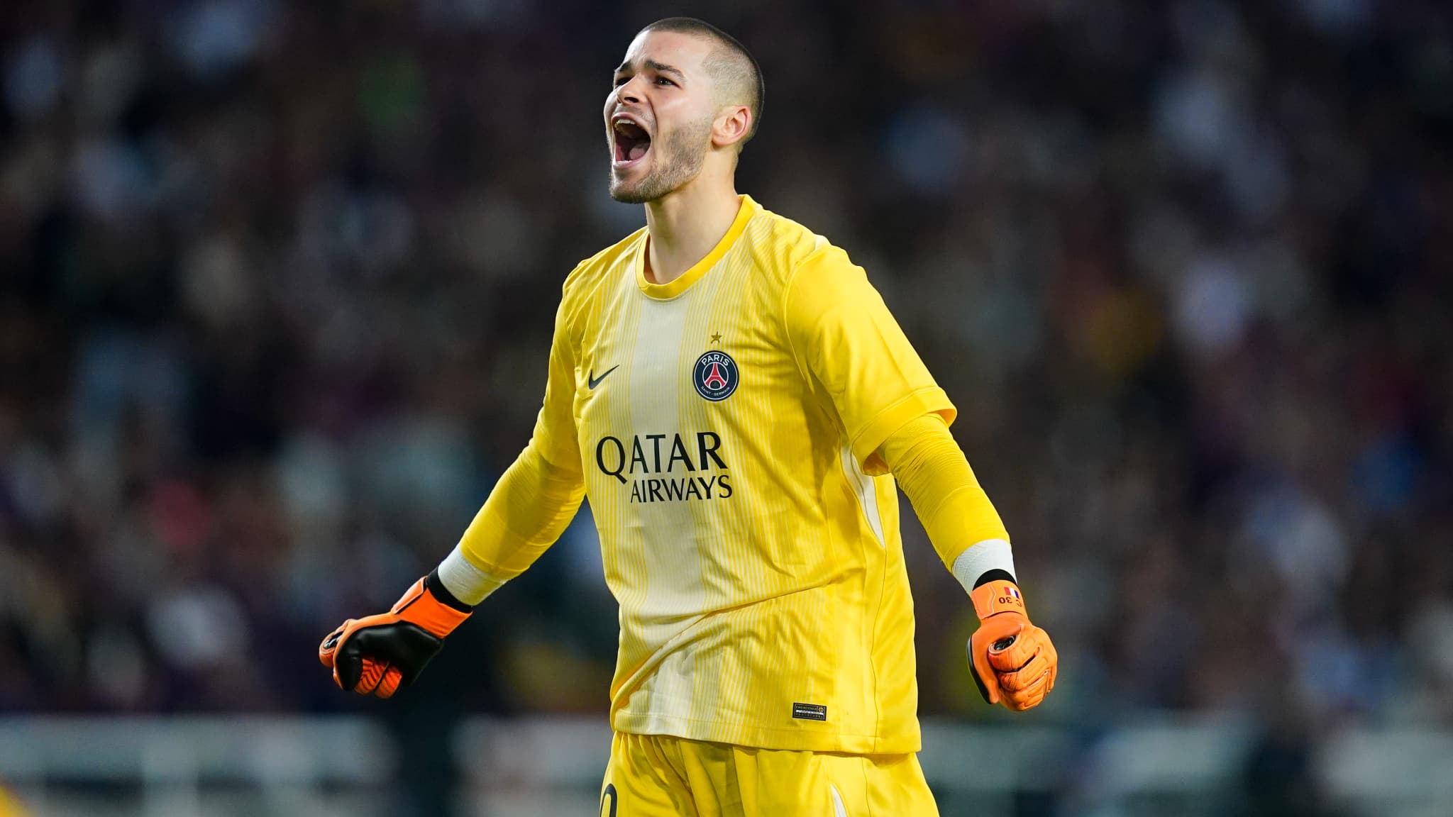 Image d'illustration pour: Chevalier de retour chez lui: un Lille-PSG à la saveur particulière pour le gardien parisien