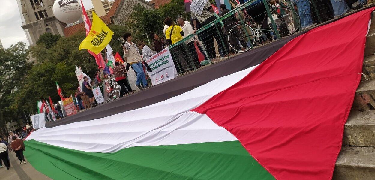 Image d'illustration pour: Atos pela Palestina e em defesa da Flotilha Sumud acontecem por todo o Brasil até a terça-feira