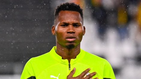 Image d'illustration pour: Sénégal : Habib Diallo rappelé, Boulaye Dia forfait