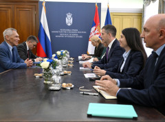 Image d'illustration pour: Đurić: Srbija i Rusija i dalje intenzivno sarađuju u svim oblastima od zajedničkog interesa