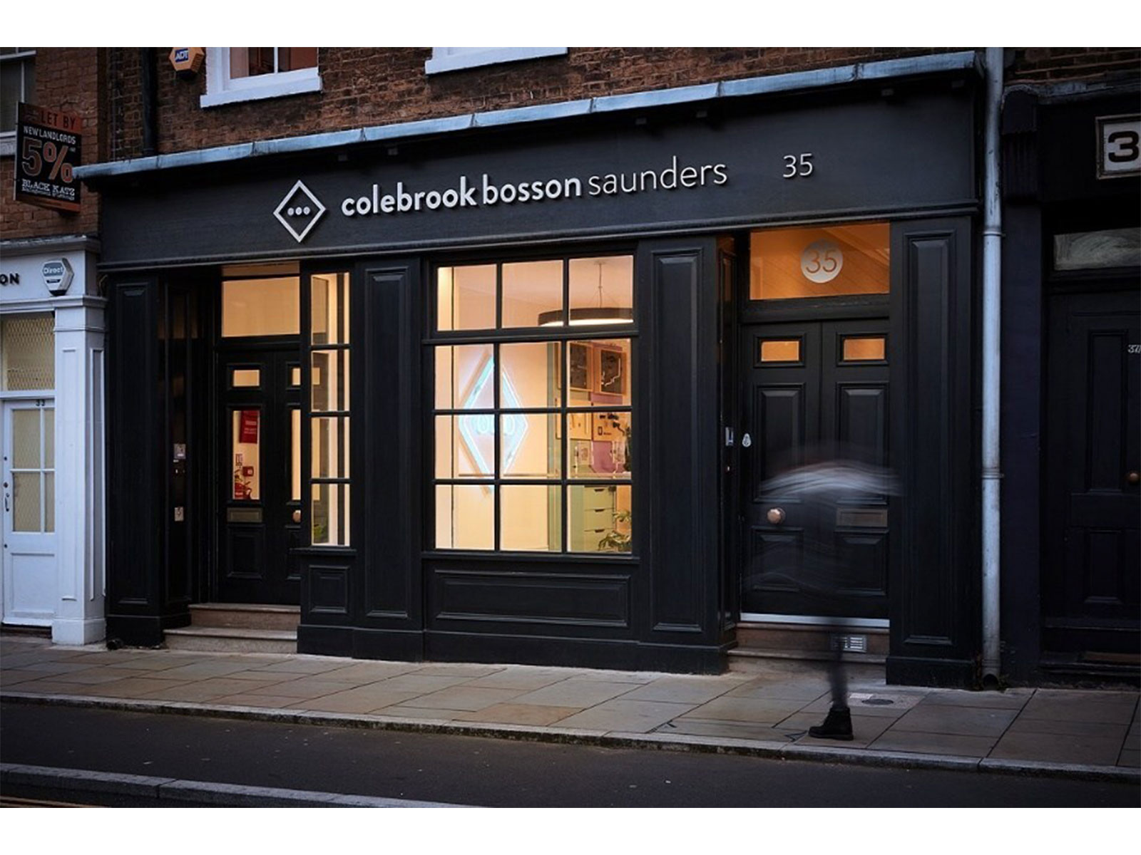 Image d'illustration pour: Colebrook Bosson Saunders Celebrates 35 Years of Human-Centric Design