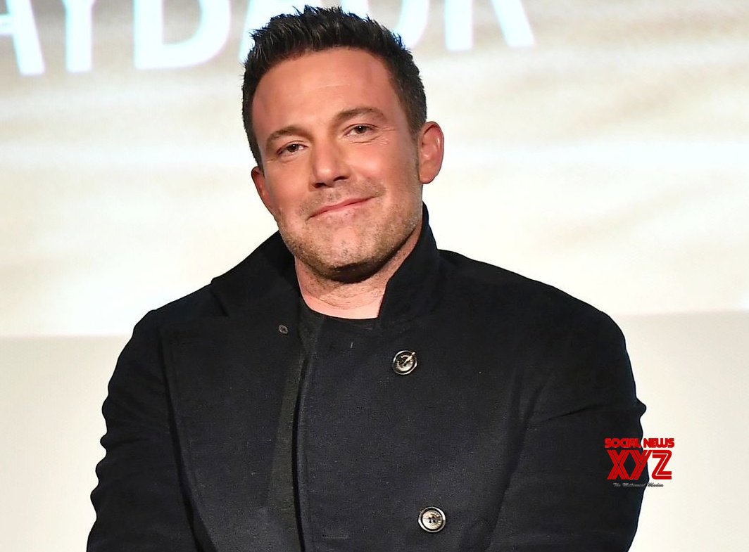 Image d'illustration pour: Ben Affleck, Jennifer Lopez reunite at red carpet of her upcoming film's premiere
