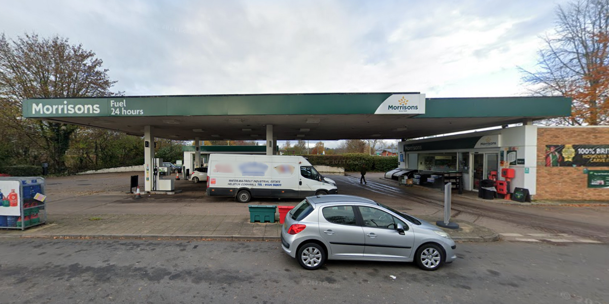 Image d'illustration pour: Driver slapped with £3,000 bill in 'appalling' fuel station fault