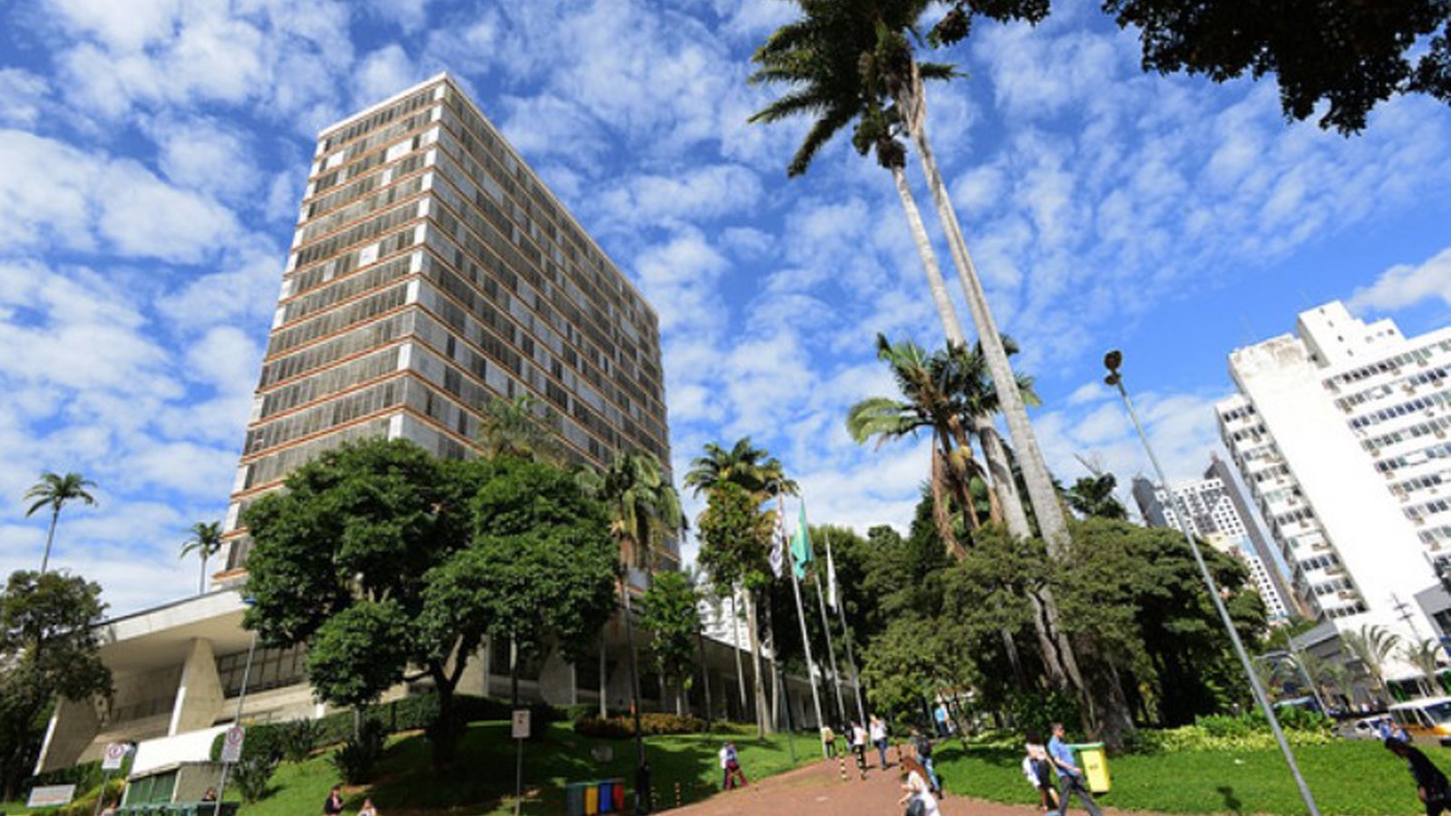 Image d'illustration pour: Após investigação do MP, Prefeitura de Campinas cria regras para repasses de emendas da saúde a entidades