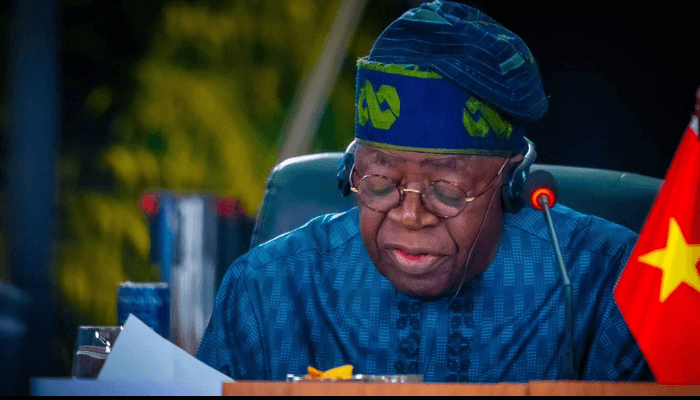 Image d'illustration pour: Nigeria's Tinubu Eyes $2.3bn Loans, Launch $500m Sovereign Sukuk Amid Budget Financing Push |