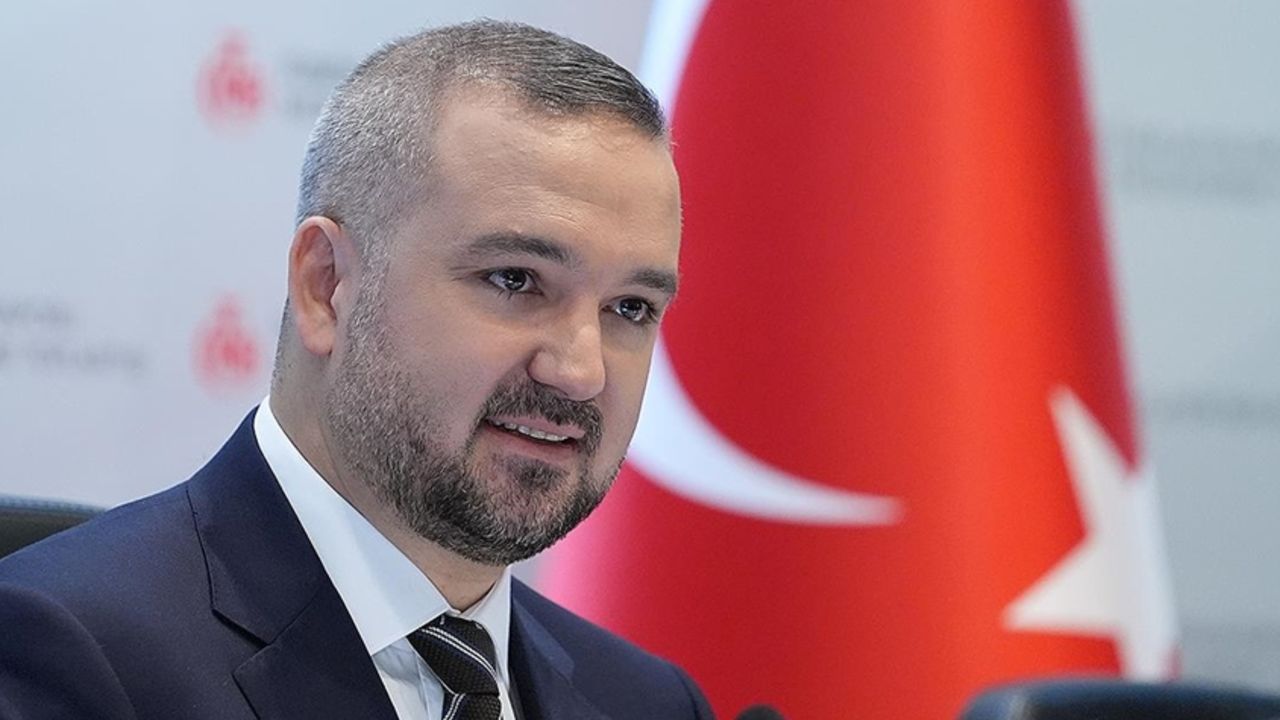 Image d'illustration pour: Merkez Bankası Başkanı Karahan: Enflasyonu okula dönüş artırdı