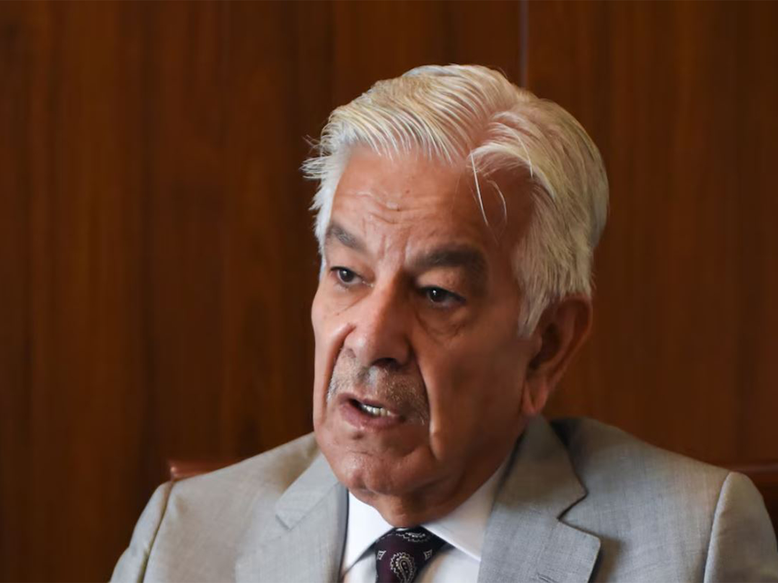 Image d'illustration pour: Rattled Pakistan's Defence Minister warns of "real risk" of war with India