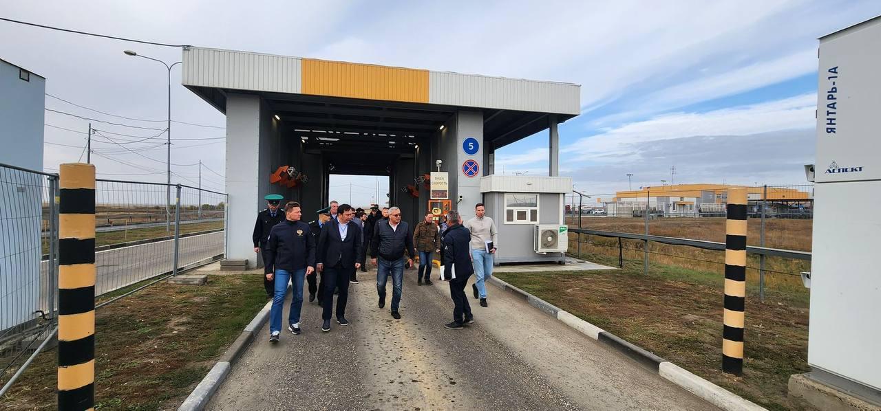 Image d'illustration pour: Kazakhstan, Russia discuss North-South transport corridor development