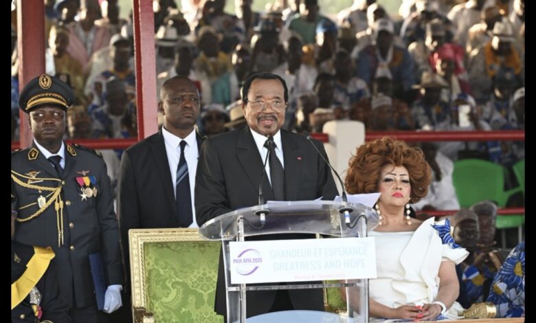 Image d'illustration pour: Cameroun: Le président Paul Biya fait une rare apparition publique pour lancer sa campagne électorale