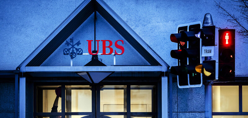 Image d'illustration pour: UBS prüft Auswirkungen von First-Brands-Pleite
