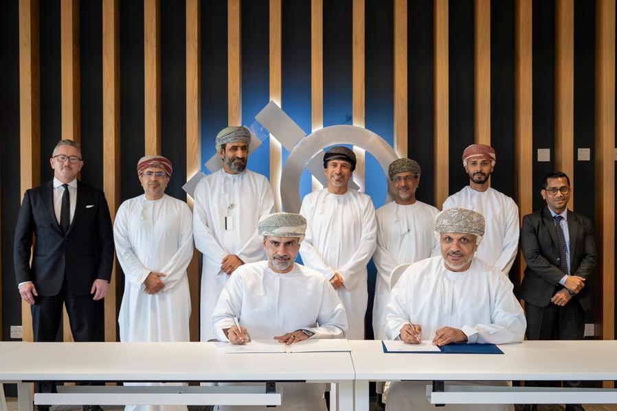 Image d'illustration pour: Oman Data Park signs MoC with ASYAD to develop digital control tower for smart logistics advancement