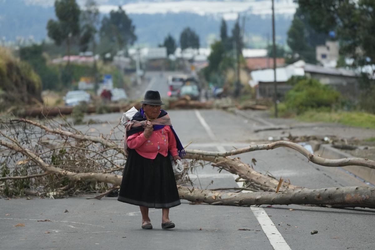 Image d'illustration pour: Tensión social en Ecuador por paro indígena que lleva 18 días de protestas