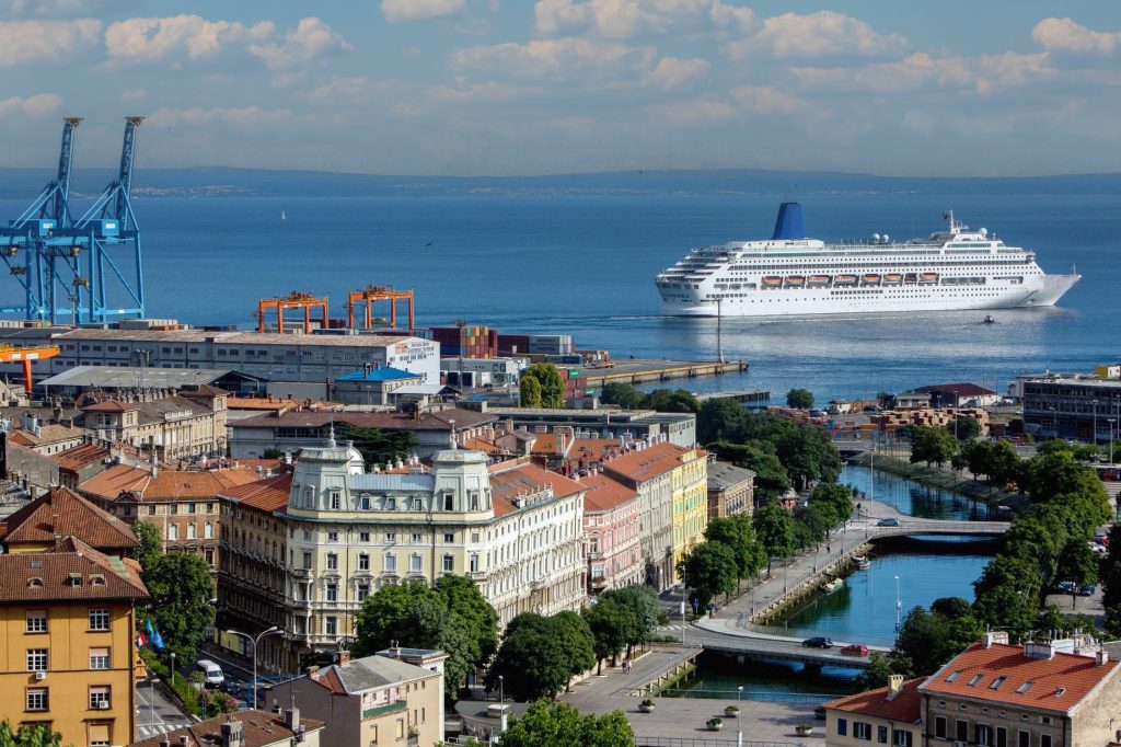 Image d'illustration pour: Urbani separe organizira konferenciju o urbanizmu i turizmu: Kakvu Rijeku želimo | Rijeka Danas