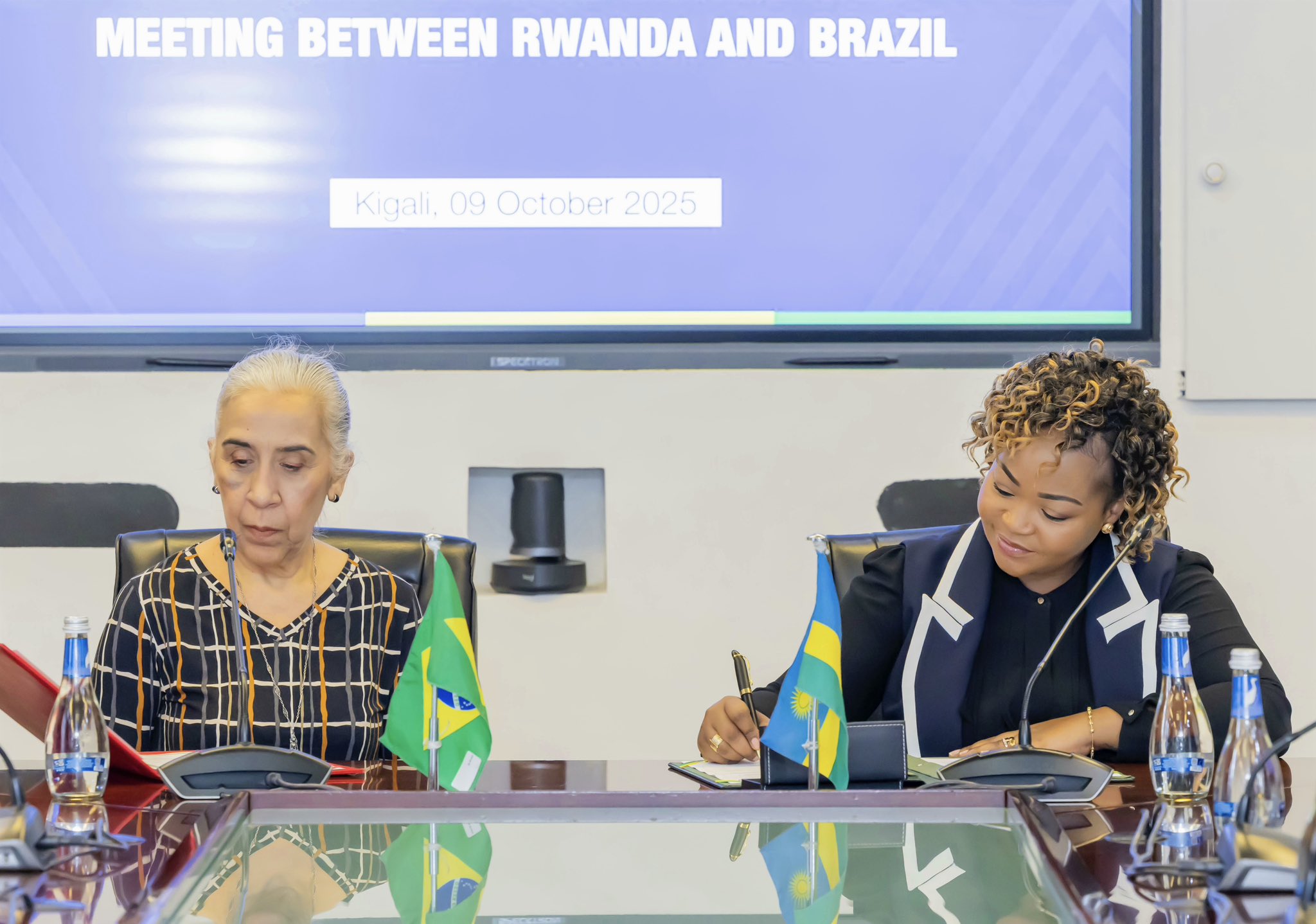 Image d'illustration pour: From Education to Climate Action: Rwanda and Brazil Forge Stronger Bonds