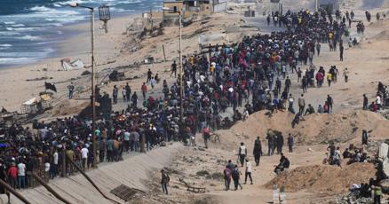 Image d'illustration pour: What we know about the next steps as a ceasefire begins in Gaza