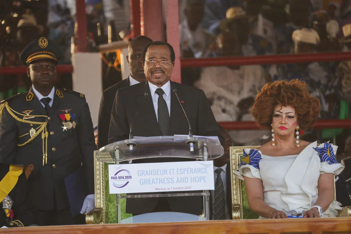 Image d'illustration pour: World's oldest ruler wants new Cameroon term, alarming investors